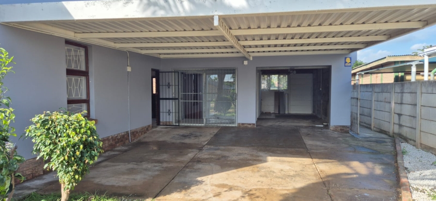 4 Bedroom Property for Sale in Windsor Park Eastern Cape